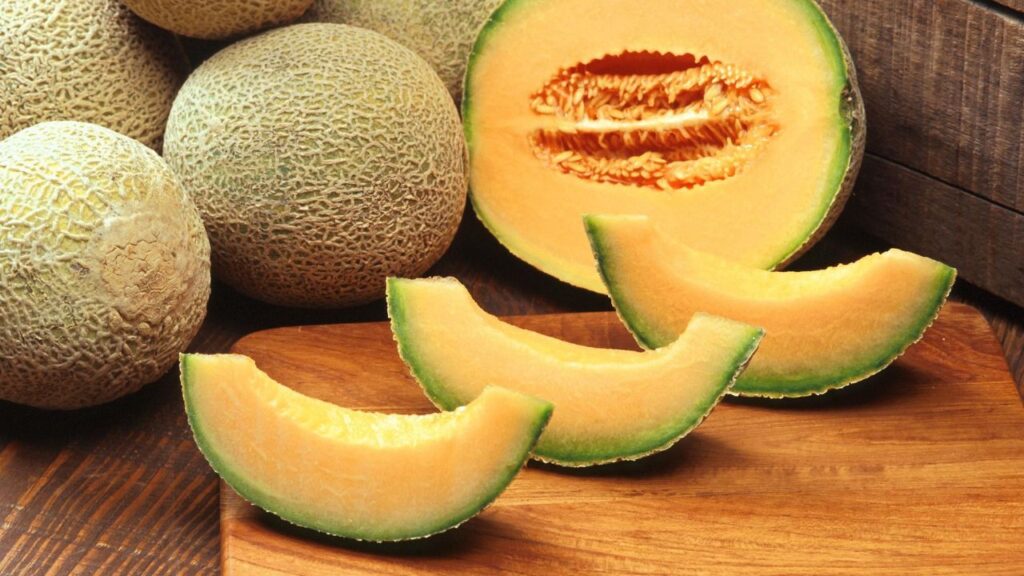 Cantaloupes for potassium